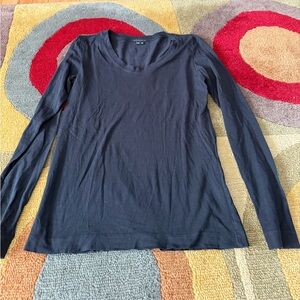 Theory Classic Basic Black Long Sleeve Tee Shirt Top Women’s Size Medium